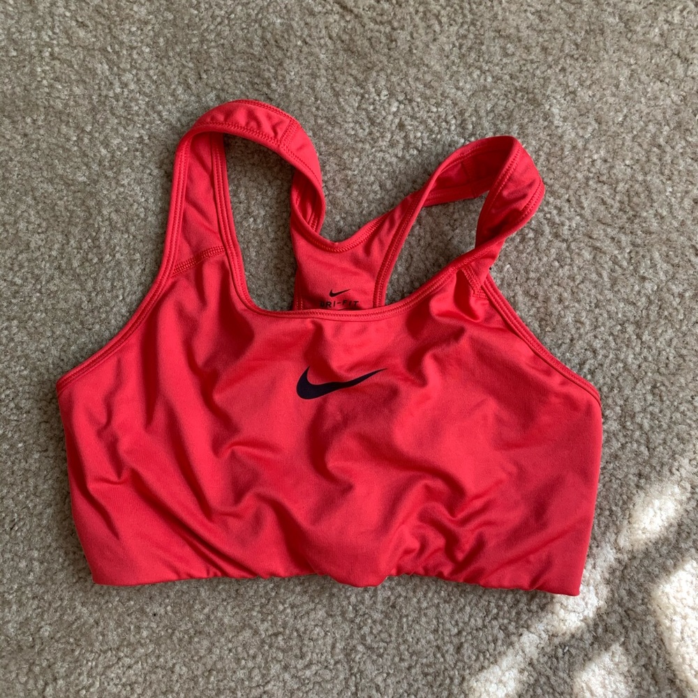 Nike pro sports bra